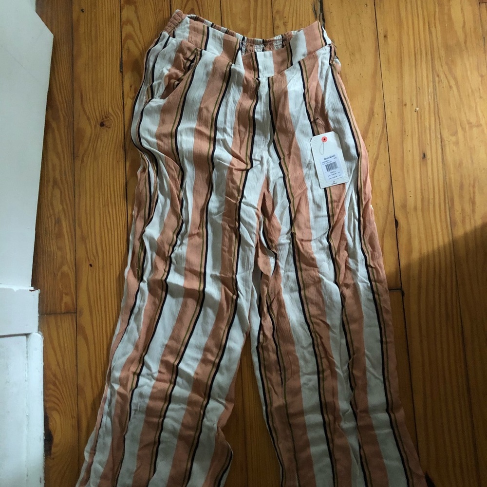 NWT Billabong Cropped Beach Pants